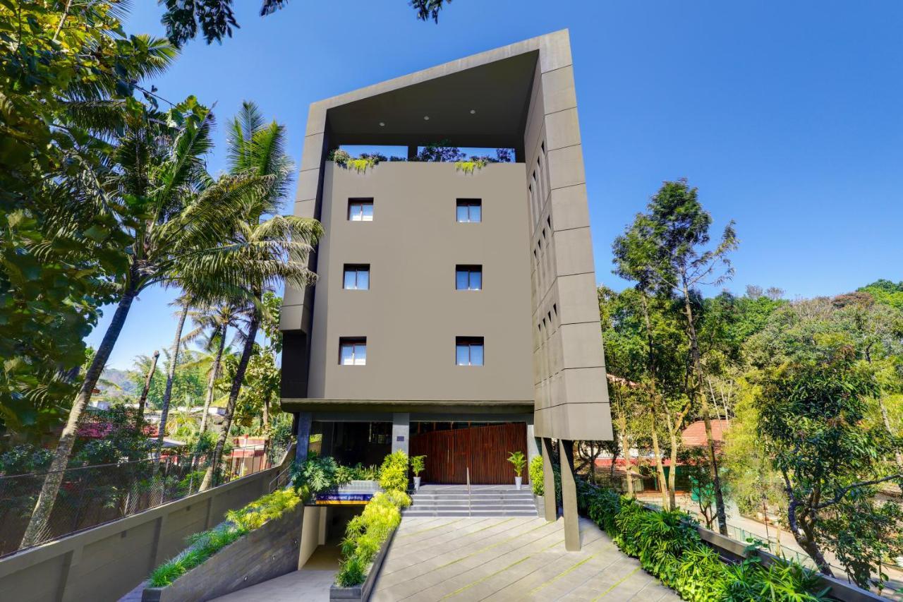 Keys Prima By Lemon Tree Hotels, Thekkady Buitenkant foto