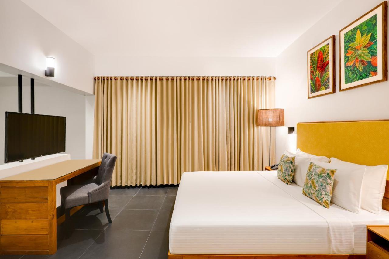 Keys Prima By Lemon Tree Hotels, Thekkady Buitenkant foto